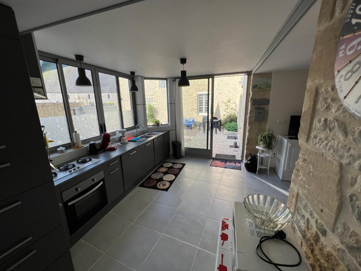 Cottage Overlord - 6 Personnes - Plages Du Debarquement Formigny Exterior foto